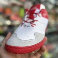 کفش فوتبال سالنی یوز سایز ۴۰ الی ۴۵