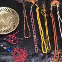 تسبیح ، سینی برنجی قدیمی ،یاقوت زرد آفریقا غیره