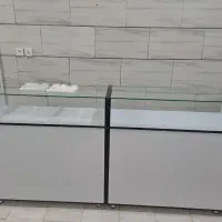 ویترین رگال میزکشودار