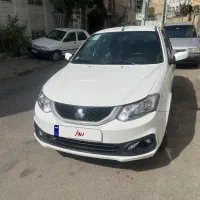 ساینا s کم کار و تمیز