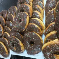 به یک خانم جهت کار در دهقاید|استخدام خدمات فروشگاه و رستوران|برازجان, |دیوار