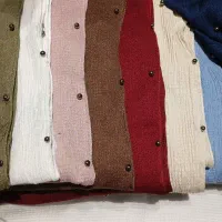 فروش شال و روسری زیر قیمت فقط ۹۹ و ۱۳۸|حراج|تربت‌حیدریه, مسجد جامع|دیوار