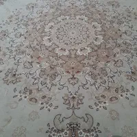 ۲ تا فرش ۱۲ متری و۲ تاگلیم ۹ متری