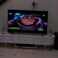 میز تلویزیون درحد نو زد آب زد خش