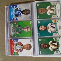 کیمدی با آلبوم|اسباب‌‌بازی|میانه, |دیوار