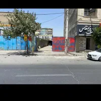 چهاردیواری بر خیابان سی متری