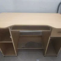 میز کامپیوتر