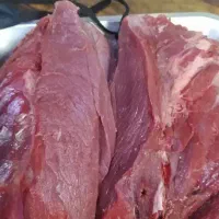 گوشت گوساله گرم.فاقد چربی و بدون استخوان.کشتار روز