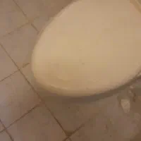 دو عدد توالت فرنگی سالم