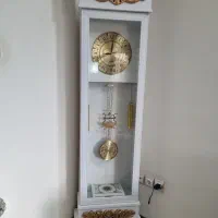 ساعت ایستاده بدون هیچ خط و خشی