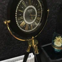 ساعت ایستاده درحدنو