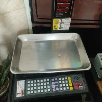 ترازو دیجیتال و میز مرغ خردکنی|فروشگاه و مغازه|قرچک, زیبا شهر|دیوار