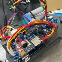 طراحی و ساخت دستگاه‌های الکترونیکی و صنعتی