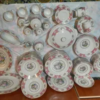 ظروف چینی ۱۲نفره برای ۴۰ سال پیش