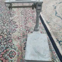 باسکول لیران قدیمی|کلکسیون اشیاء عتیقه|کرمان, |دیوار