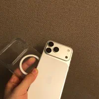 گوشی فقط ۱۹ بار شارژ شده ۱۷ پرو مکس