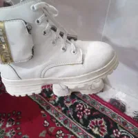 کفش و کت دامن|لباس|نیشابور, خط کاشمر|دیوار