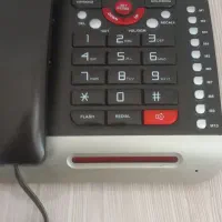 تلفن رو میزی