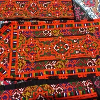 چکن پنج گل|لباس|خاش, |دیوار