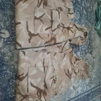 لباس نظامی . لباس سپاه|لباس|رباط‌کریم, رباط‌کریم|دیوار