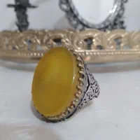 انگشتر زرد