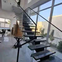 شاگرد برای نصب شیشه سکوریت و پنجره