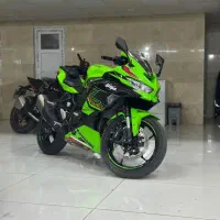 کاوازاکی نینجا ZX25RR