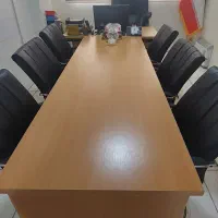 میز کنفرانس و صندلی