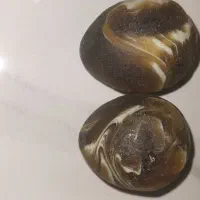 دوعددسنگ تخمه مرغی بسیارزیبا