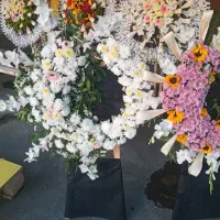 سفارش تاج گل و گل آرایی سریع و به موقع|خدمات پذیرایی، مراسم|ری, بازار گل خاوران|دیوار