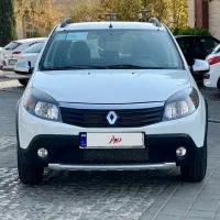 رنو ساندرو استپ‌وی اتوماتیک، مدل ۱۳۹۸ مشابه صفر