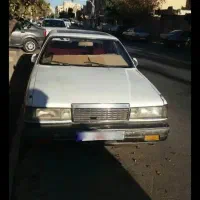 سواری مزدا  سفید ۱۹۹۰