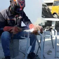 لوله کشی گاز ساختمان زیر نظر مهندس ناظر