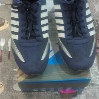 کفش|کیف، کفش، کمربند|ابریشم, |دیوار