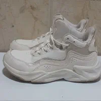 کتونی اورجینال برند361سایز38