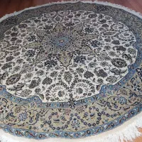 دو تا فرش گرد ست|فرش|گرگان, |دیوار