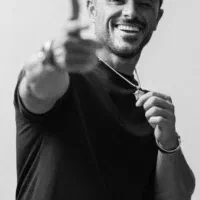 ۳ تابلیط کنسرت ارمین زارعی ردیف جایگاه همکف ردیف۲۵