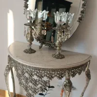 آیینه و کنسول