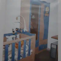 تخت و کمد نوزادی در حد نو