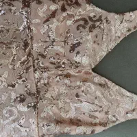 لباس مجلسی|لباس|پردیس, فاز ۴|دیوار