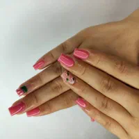 کاشت ناخن 250