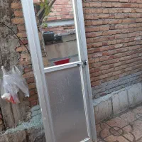 در سرویس حمام