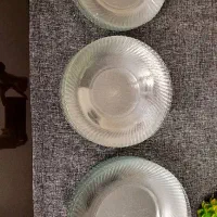 تعدادی ظرف و خرده ریزه فروش یا معاوضه ...|ظروف سرو و پذیرایی|تهران, شهرک چیتگر|دیوار