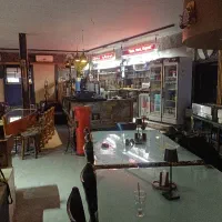 سالندار و کافه من فقط خانم آدرس نزدیک