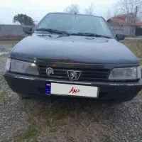 یک دستگاه پژو 2000