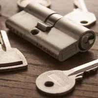 کلیدسازی بازکردن تخصصی درب خودرو و منزل ۲۴ساعته|خدمات پیشه و مهارت|همدان, |دیوار