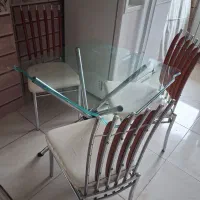 میز و صندلی