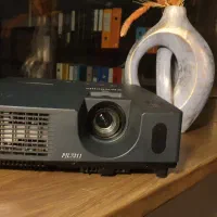 ۲ عدد ویدیو پرژکتور