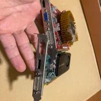 دو عدد کارت گرافیک|قطعات و لوازم جانبی رایانه|چابکسر, |دیوار