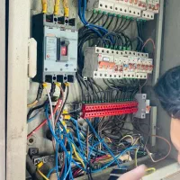 برقکار ساختمان ایذه